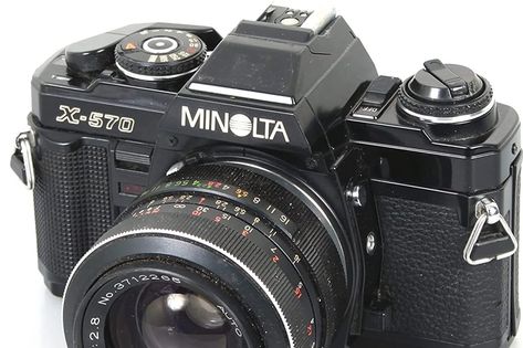 Capture beautiful images with one of our five favorite Minolta models. Find the best Minolta film camera for your needs. Lens Bags, Minolta Camera, Sony Lenses, Exposure Compensation, Photography Lenses, Rangefinder Camera, Film Photo, Film Cameras, Digital Technology