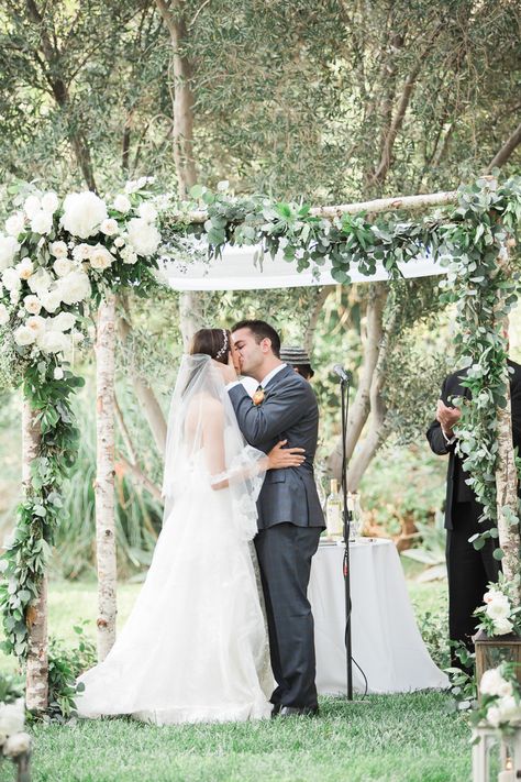 beautiful floral and birch wedding chuppah Birch Chuppah, Chuppah Flowers, Birch Wedding, Wedding Chuppah, Blue And White Wedding, Wedding Ceremony Arch, Beautiful Wedding Venues, Ceremony Arch, Couple Photoshoot