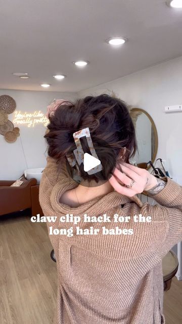 Long Hair In Clip, Long Hair Claw Clip Hairstyles, Dimensional Brunette, Texture Spray, Extremely Long Hair, Extra Long Hair, Clip Hairstyles, Texturizing Spray, Ponytail Extension