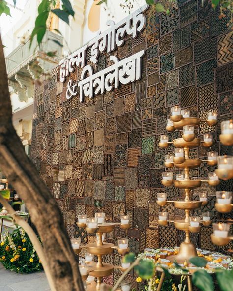 Another day, another stunning event, another authentic experience of ancient times! For the Mehendi, we transformed the space into the iconic Zenana Mahal, where the couple’s names were beautifully inscribed in the Hindi script. (Zenena Mahal- A space that was reserved for women in ancient times.) 📍- @raashotels Decor and design - @totheaisle_weddings Wedding Planners - @divyavithika Couple 📸 - @thehouseontheclouds Couple- @chikls09 & @holm2h Production- @silvercrafteventsindia #T... Hindi Script, Indian Party Themes, Sustainable Event, Pooja Decor, Background Photoshop, Mehendi Decor, S Names, Diwali Party, Indian Party