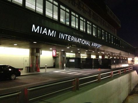 Florida Airport, Fort Lauderdale Airport, Miami Airport, Miami International Airport, Florida Hotels, Hotel California, University Of Miami, Caribbean Cruise, Incredible Places