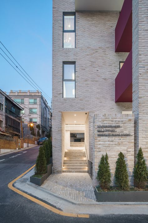 Gallery of NONHYEON 109 Office and Apartment Building / 05STUDIO - 16 Korea Apartment, Seoul Apartment, City Block, Cube Design, Basement Flooring, On The Corner, Ground Floor Plan, Design Strategy, Concrete Jungle