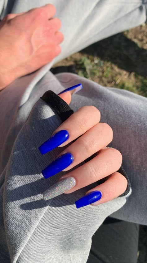 Royal Blue Nails, Solid Color Nails, Blue Acrylic Nails, Casual Nails, Classy Acrylic Nails, Pretty Gel Nails, Long Acrylic Nails Coffin, Acrylic Nails Coffin Short, Nails Desing