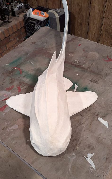 Whale Shark Cardboard Sculpture, Shark Paper Mache, Shark Template, Shark Crafts, Shark Room, Cardboard Art Sculpture, Cardboard Ideas, Ocean Room Decor, Shark Craft