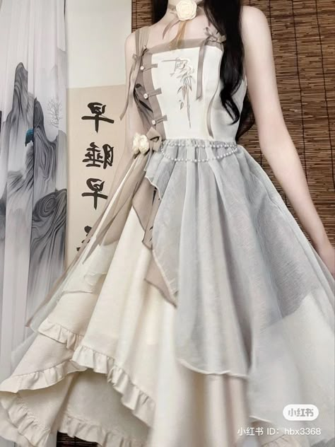 Chinese Dress Modern Style, Douyin Dress, Clothing Pattern Design, Attractive Dresses, Concept Clothing, Cute Dress Outfits, Dress Design Sketches, Fashion Illustration Dresses, Fairytale Dress