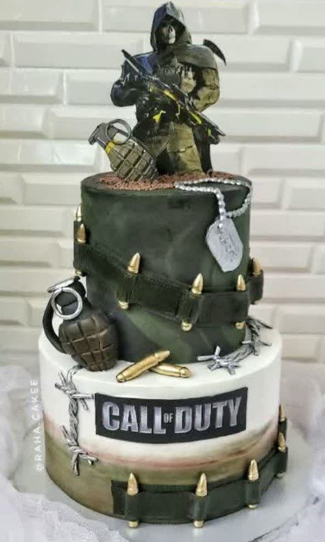 Call Of Duty Birthday Party Food, Military Themed Birthday Party, Call Of Duty Cake Design, Call Of Duty Theme Party, Military Birthday Cake, Military Birthday Party Ideas, Call Of Duty Birthday Cake, 12th Birthday Cake Ideas, 13 Bday Ideas