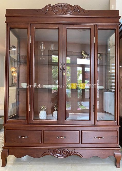 Wooden Crockery Unit Design, Wooden Showcase Design Furniture, Kitchen Almirah, Small Kitchen Modular Design, Tv Shelf Design, Najarian Furniture, Crockery Cabinet Design, Classic Furniture Living Room, Bed Designs With Storage