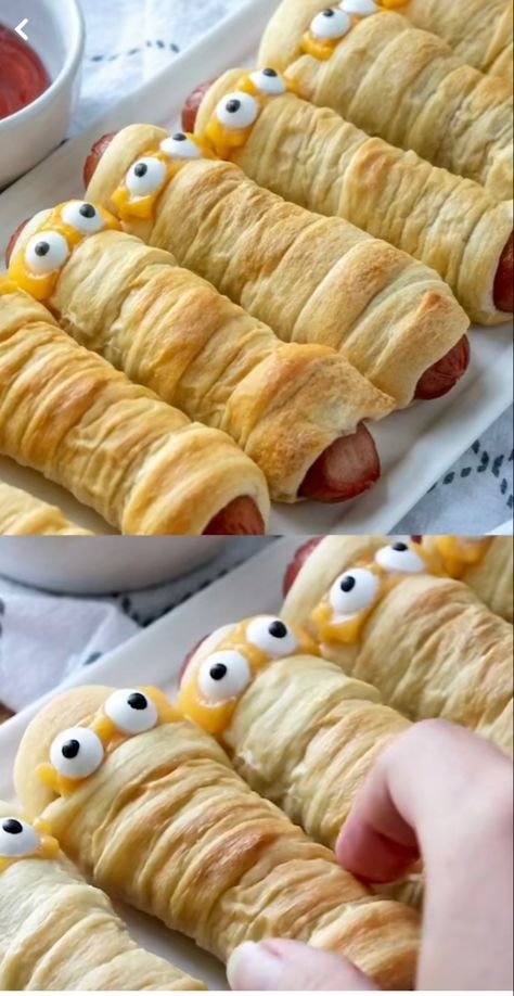 Halloween Decorations Easy To Make, Halloween Little Smokies, Halloween Party Food For Kids Easy, Easy Halloween Lunch For Kids, Spooky Potluck Food Easy, Halloween Meat Appetizers, Halloween Kids Recipes, Halloween Easy Appetizers, Easy Halloween Treats And Snacks