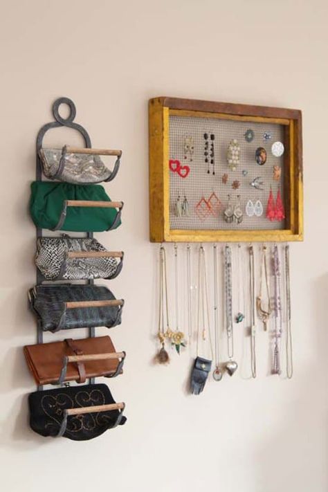 5 Objects You Can Repurpose to Organize Your Closet Beautifully Purse Display, Room Organizer, Handbag Display, Organizational Ideas, Purse Storage, Smart Tiles, Handbag Storage, Organizing Hacks, Storage Places