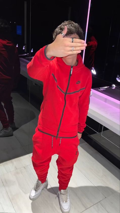 Baby Nike Tech, Roadmen Outfits, Nike Tech Red, Boy Nike Outfits, Red Tech Fleece, Hype Clothing Boys, Nike Tech Fit, Nike Tech Fleece Outfit Men, Red Nike Tech