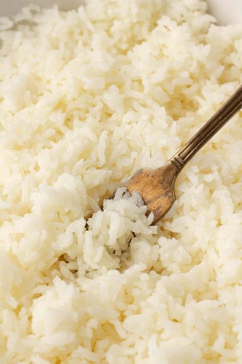 Oven Rice Recipe Simple, Easy Oven Baked Rice, How To Make Minute Rice Better, Oven Baked Rice Pilaf, How To Make Sticky Rice With Normal Rice, Perfect White Rice, Oven Baked Rice, Steam Rice, Rice Bake Recipes