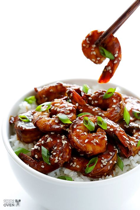 Easy Hoisin Shrimp | gimmesomeoven.com Hoisin Shrimp, Desserts Nutella, Dessert Halloween, Shrimp Dishes, Idee Pasto Sano, Chinese Recipes, Fish Dishes, Inspired Recipes, Asian Dishes