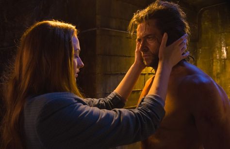 Sophie Turner as Jean Grey and Hugh Jackman as Wolverine in 'X-Men: Apocalypse' (2016) #sophieturner Wolverine And Jean, Wolverine And Jean Grey, Logan Wolverine Hugh Jackman, Marvel Jean Grey, X Men Apocalypse, X-men Apocalypse, Jean Grey Phoenix, Wolverine Hugh Jackman, Logan Wolverine