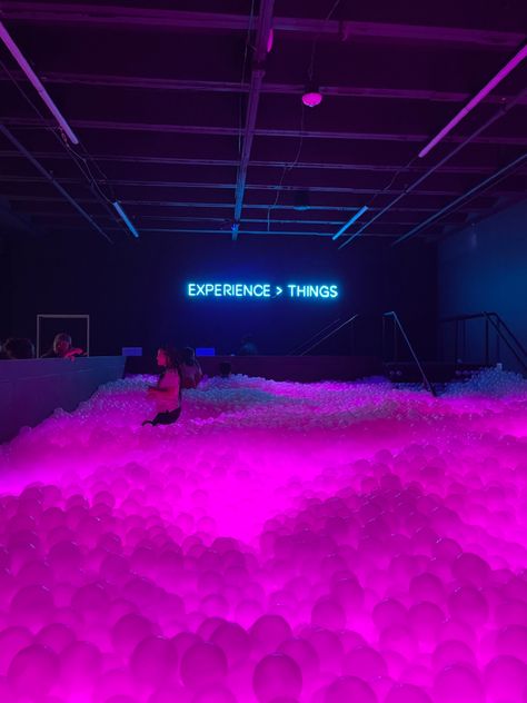 ballpit aesthetic, ballpit room aesthetic, ballpit pictures, pictures in ball pit, instagram picture ideas, bright instagram feed, instagram post ideas, insta photo ideas, fun museum aesthetic, Ball Pit Aesthetic, Ball Pit Room, Wedding Necessities, Basketball Theme, Last Supper, Ball Pit, Insta Photo Ideas, Room Aesthetic, Big Brother