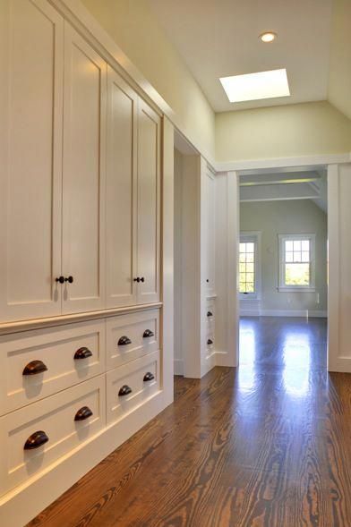 hallway storage #basementcabinets Hallway Pantry, Ideas De Closets, Hallway Storage Cabinet, Renovated Farmhouse, Hall Cupboard, Bedroom Closet Storage, Hallway Closet, Hallway Cabinet, Basement Storage