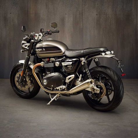 Triumph Speed Twin, Honda Nighthawk, Triumph Moto, Freddie Spencer, Triumph Street Twin, Triumph Cafe Racer, Moto Scrambler, Triumph Bikes, Triumph Thruxton