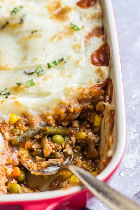 Shepherds Pie Recipe Pioneer Woman, Healthy Pie Recipes, Vegan Shepherds Pie, Cottage Pie Recipe, Lavender Macarons, Shepards Pie, Cheesy Mashed Potatoes, Shepherds Pie Recipe, Gluten Free Cupcakes