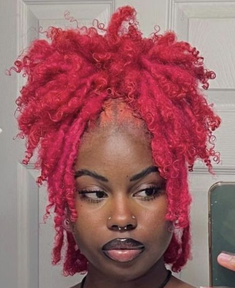 Hair Dye Ideas For Locs, Fluffy Locs Hairstyles, Colors For Locs, Loc Hair Colors, Dreadlock Color Ideas Black Women, Loc Colors Black Women, Colorful Natural Hair, Color Locs Black Women, Natural Locs Hairstyles For Women