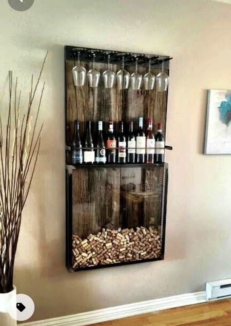 Home Wine Bar, Wine Decor Kitchen, Koti Diy, Bar In Casa, Wine Kitchen, Reclaimed Wood Shelves, Home Bar Designs, Diy Kitchen Decor, Patio Diy