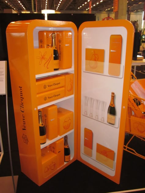 Fridge Display, Veuve Cliquot, Orange Party, Champagne Bar, Champagne Party, Exhibition Stand Design, Event Branding, Showroom Design, Beer Festival