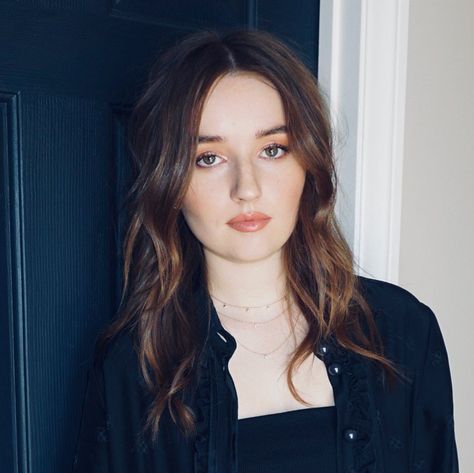 Kaitlyn Dever Icons, Descendants Oc, The Blue Hour, Kaitlyn Dever, Jonathan Byers, Tousled Hair, Dream Cast, Hair Color Auburn, Indy 500