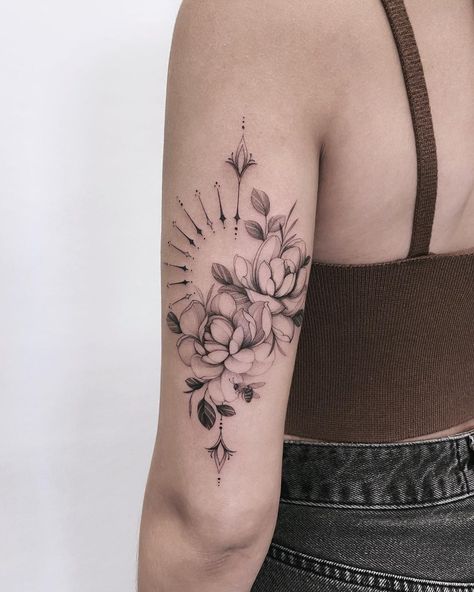 Flowers With Sun Tattoo, Rose And Sun Tattoo, Flowers And Sun Tattoo, Flowers And Bees Tattoo, Sun And Moon Flower Tattoo, Sun And Flowers Tattoo, Sun Tattoo Sleeve, Sun Moon Flower Tattoo, Flower And Sun Tattoo