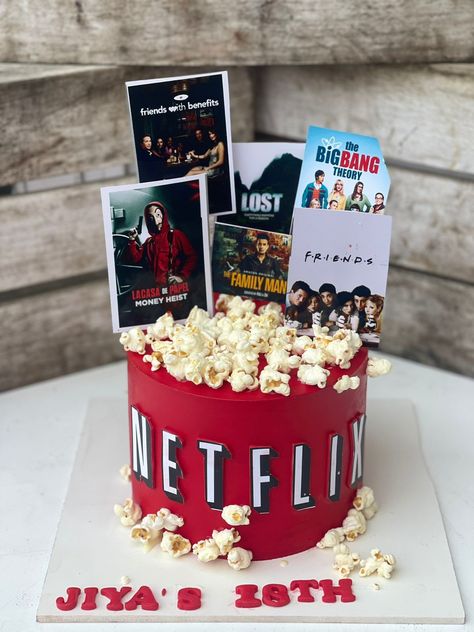 Kdrama Themed Cake, Social Media Theme Cake, Netflix Popcorn, Social Media Cake, Social Media Theme, Birth Cakes, 14th Birthday Cakes, Bts Cake, Candy Birthday Cakes