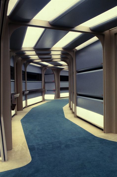 Star Trek Bridge, Star Trek Next Generation, Star Trek Wallpaper, Starship Enterprise, Liminal Spaces, New Interior Design, Star Trek Enterprise, Star Trek Universe, Star Trek Ships