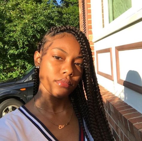 Follow ✨. @trυυвeaυтyѕ for more ρoρρin pins❕ Cute Box Braids, Twisted Hair, Pretty Braids, Bare Face, Natural Hair Tips, Long Braids, Box Braids Hairstyles, Twist Braids, Hair Journey