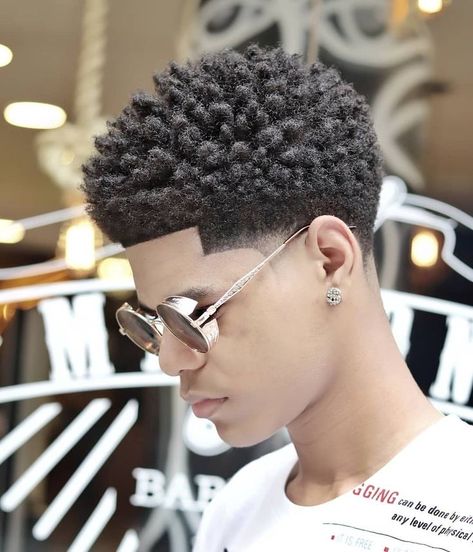 540 Waves, Black Hair Fade, Low Fade Curly Hair, Curl Afro, Afro Hair Fade, Afro Fade Haircut, Fade Haircut Curly Hair, Taper Fade Curly Hair, Afro Fade