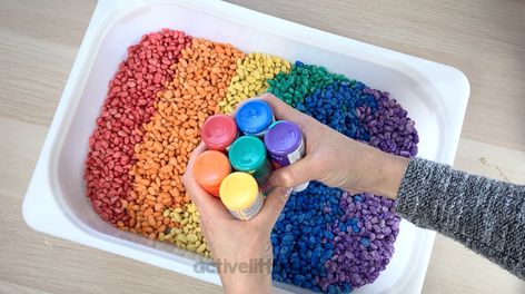 How to dye beans for sensory play  - Active Littles Toddler Sensory Bins, Baby Sensory Play, Sensory Crafts, Sensory Activities Toddlers, Toddler Sensory, Sensory Table, Kids Sensory, Toddler Play, Toddler Learning Activities