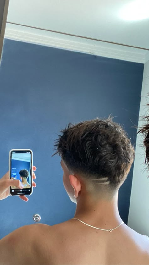 Hair Look Boy, Low Fade Curly Hair, Messy Fringe, Taper Fade Short Hair, Fade Haircut Designs, Men Fade Haircut Short, Fade Haircut Styles, Short Hair For Boys, Red Hair Men