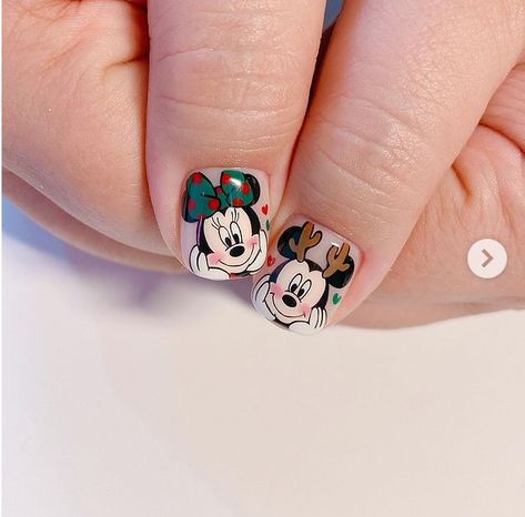 Mickey And Minnie Christmas Nails, Minnie Christmas Nails, Character Christmas Nails, Mickey Christmas Nails, Mickey Mouse Christmas Nails, Disney Holiday Nails, Christmas Disney Nails, Mickey Nail, Minnie Mouse Nail Art