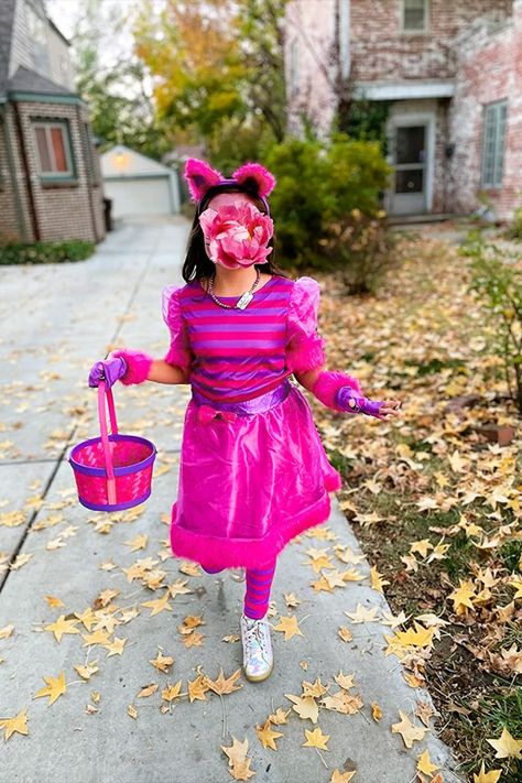 View chesire cat costume on Amazon Chesire Cat Costumes, Costume Ideas Alice In Wonderland, Alice In Wonderland Costume Adult, Alice In Wonderland Costume Diy, Diy Queen Of Hearts Costume, Chesire Cat Costume, Diy Queen Of Hearts, Alice In Wonderland Costume Ideas, Wonderland Costume Ideas