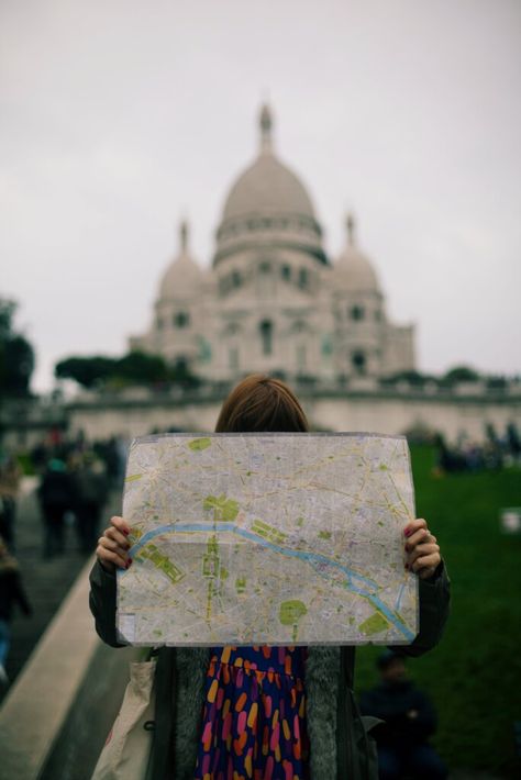 A must-read guide full of amazing backpacking tips for Europe! Includes Europe backpacking tips related to planning, packing, how to save money on food and drink while backpacking Europe and other practical Europe tips for backpackers that will save you both time and money. Hidden Gems In Paris, Paris Hidden Gems, Best Travel Journals, Paris Things To Do, Paris Itinerary, Paris Architecture, Paris Travel Tips, Beautiful Sketches, French Architecture