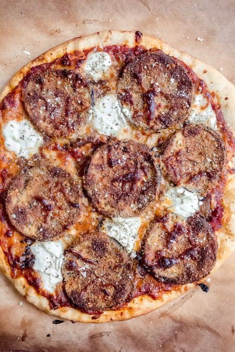 Pizza With Ricotta, Oven Baked Eggplant, Baked Eggplant Parmesan, Ricotta Pizza, Parmesan Pizza, Eggplant Parmesan Baked, Eggplant Recipes Parmesan, Eggplant Parm, California Pizza