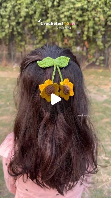 Hair Clips For Short Hair, Clips For Short Hair, Gift Ideas Handmade, Sunflower Daisy, Daisy Hair, Crochet Needle, Crochet Hair Clips, Trending Reels, Diljit Dosanjh