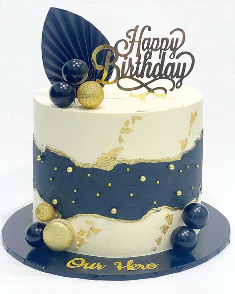 La Saveur Cakes - Birthday cakes for Men 😎😎... Cake Designs For Husband Birthday, Birthday Cakes For Men Unique, Birthday Cake For Men Husband, White Cake For Men, Male Birthday Cake Ideas Men, 80 Birthday Cake Men, Modern Birthday Cakes For Men, Man Birthday Cake, 80th Birthday Cake For Men