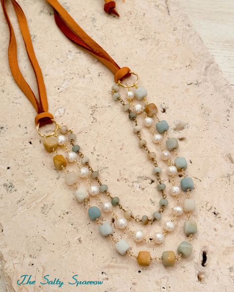 Triple Layer Amazonite & Pearl Necklace Bohemian Pearl Necklace, Boho Jewelry Gold, Diy Pearl Necklace, Oyster Shell Crafts, Boho Beautiful, Pearls Diy, Amazonite Stone, Stone Beaded Necklace, Boho Leather