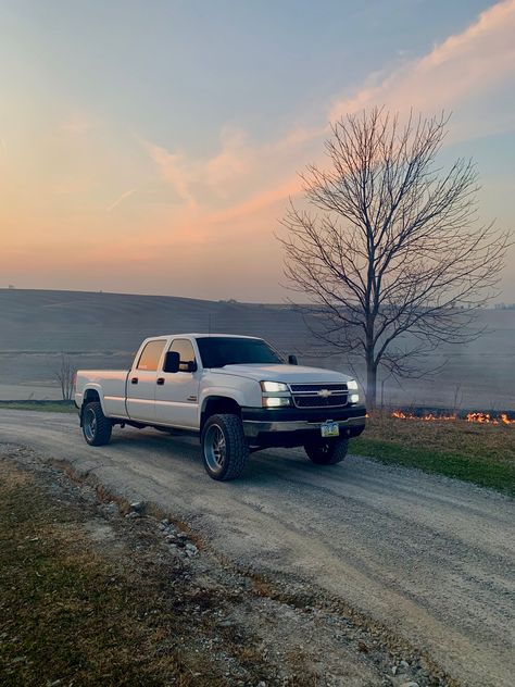 Cateye Trucks, Cat Eye Truck, Cat Eye Chevy, Chevy Duramax Diesel, Chevy Cateye, Cateye Chevy, Chevy Duramax, Country Trucks, Nice Trucks