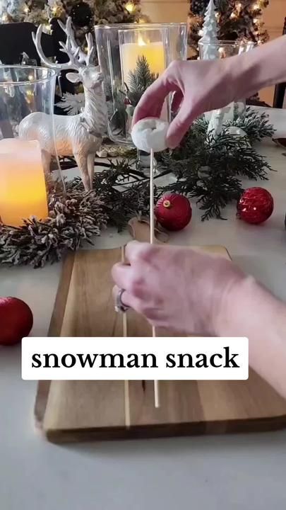 Snack Ideas Christmas, Snowman Snacks, Christmas Centerpiece Diy, Christmas Snack Ideas, Snowman Snack, Snowman Donuts, Christmas Diy Kids, Christmas Donuts, Diy Donuts