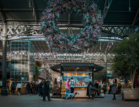 Old Spitalfields Market Has Announced Details For This Year's Charming Christmas Lights And Markets Spitalfields Market, Christmas Things To Do, Car Boot Sale, Best Christmas Markets, Sparkling Lights, Famous Artwork, Charming Christmas, Early Christmas Shopping, Christmas Markets