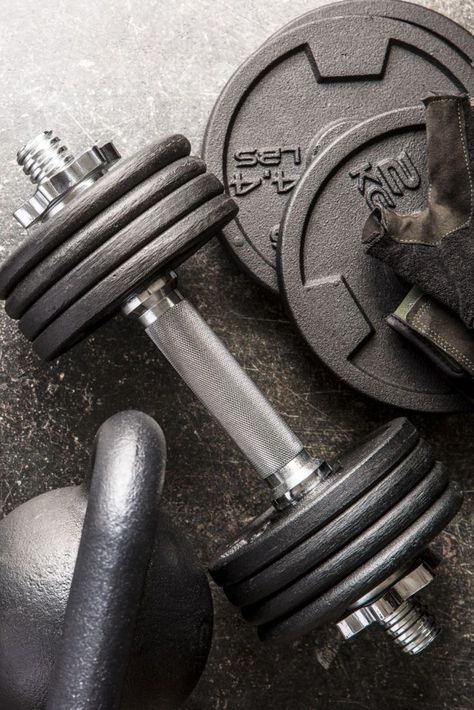 Dumbbell Aesthetic, Slimmer Waist Workout, Home Weight Training, Logos Gym, Home Exercise Equipment, Fitness Backgrounds, Gym Motivation Wallpaper, At Home Exercise, Slimmer Waist