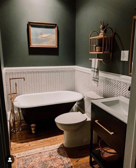 Sherwin William ripe olive and shade grown combo Green Black And White Bathroom, Dark Small Bathroom Ideas, Moody Green Bathroom, Small Moody Bathroom, Dark Green Bathroom, Black And White Bathroom Ideas, Dark Green Bathrooms, Crib Ideas, Nashville House