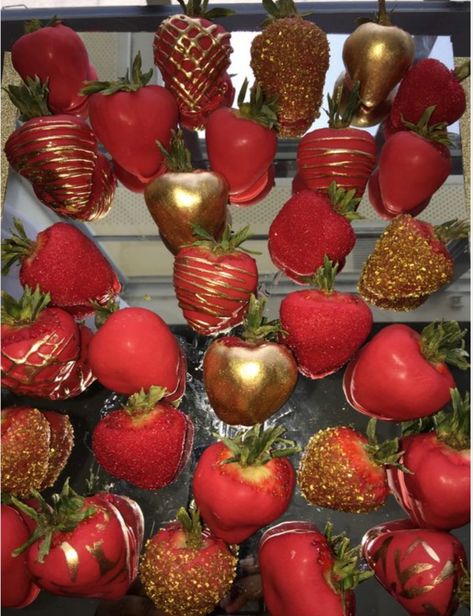 Red And Gold Quince, Red Quinceanera Ideas, Red Quince, Blackberry Syrup, Chocolate Covered Fruit, Quince Decorations, Chocolate Dipped Strawberries, Sinful Colors, Strawberry Dip