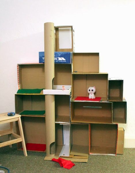 Make a dollhouse out of boxes and paper towel rolls!  Add scrapbook paper for wallpaper :) Small Cardboard Box Crafts, Shoebox Dollhouse, Cardboard Dollhouse, Diy Barbie House, Box Crafts, Cardboard Box Crafts, Messy Art, Box Craft, Printable Valentine