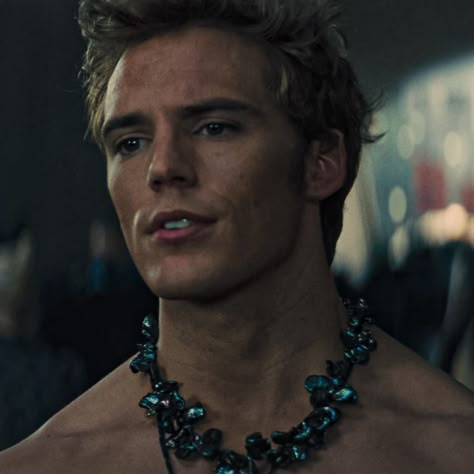 Sam Claflin Finnick, Finnick Odair Sam Claflin, Hunger Games Finnick, Gale Hawthorne, Hunger Games Characters, Finnick Odair, Sam Claflin, Hunger Games 3, Peeta Mellark