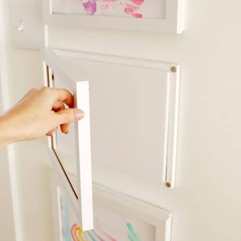 Kids Art Storage, Diy Framed Art, Diy Kids Art, Frame Kids Art, Small Hinges, Frame Diy, Drawing Frames, A Beautiful Mess, Diy Picture Frames