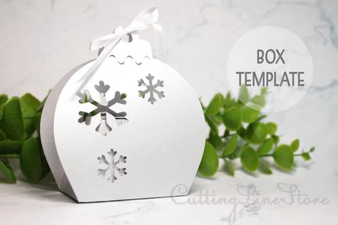 gift box template 17 Christmas Gift Box Template, Gift Box Templates, Candy Box Template, Diy Gift Box Template, House Gift Box, Gingerbread Gifts, Box Templates, Holiday Favors, Creative Diy Gifts