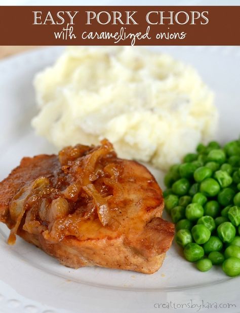 5 ingredient Easy Pork Chops with Caramelized Onions- a perfect recipe for weeknights! Onion Pork Chops, Pork Dinners, Parmesan Crusted Pork Chops, Barbecue Pork Ribs, Pork Entrees, Dinner Favorites, Easy Pork Chops, Crockpot Pork Chops, Buzz Feed